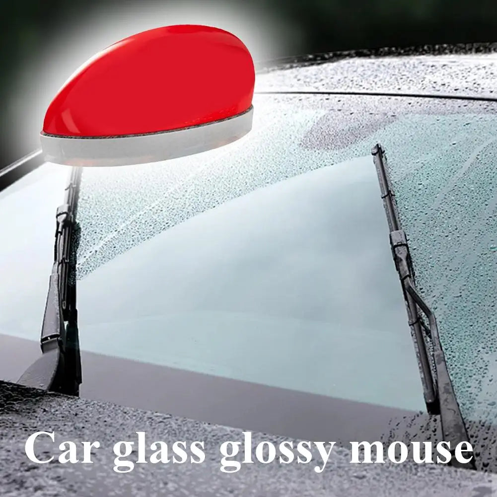 Powerful windshield cleaner and oil film remover