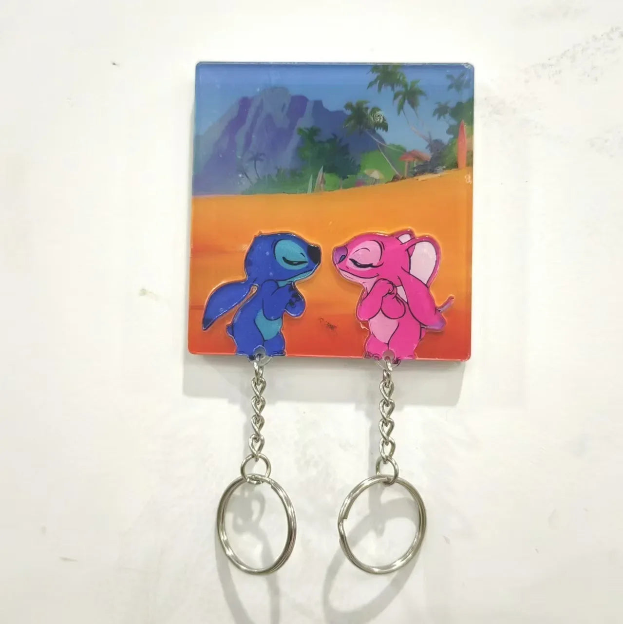 Love Link Keychain Station